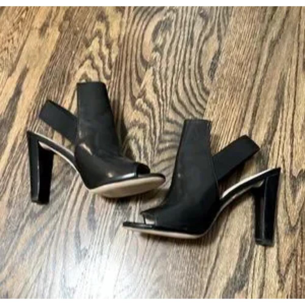 Stuart Weitzman Fronton Open
Toe Bootie Sandal Sz 9.5